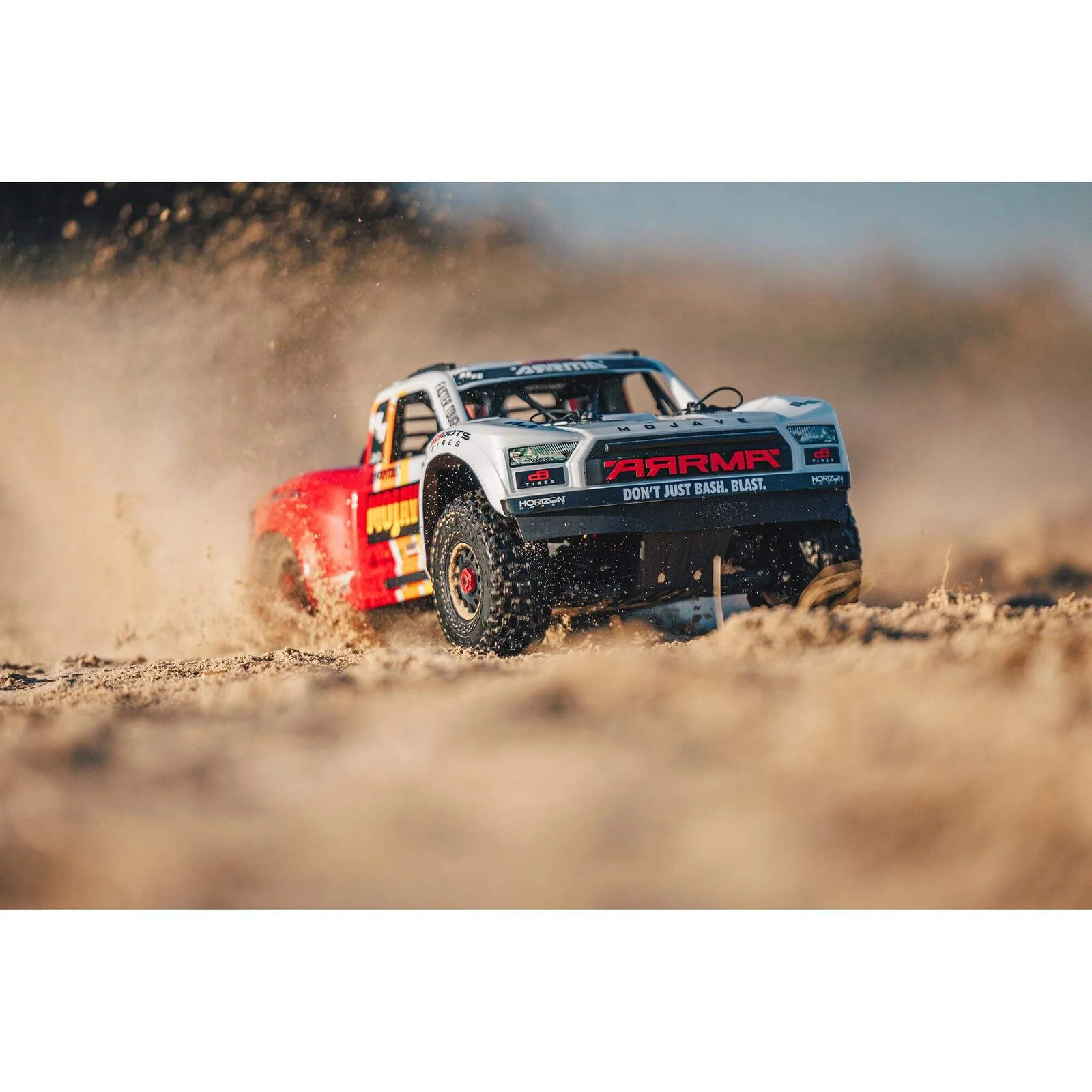 Arrma Desert Truck Mojave 4S BLX 1/8 RTR ARA4404 - Image 10
