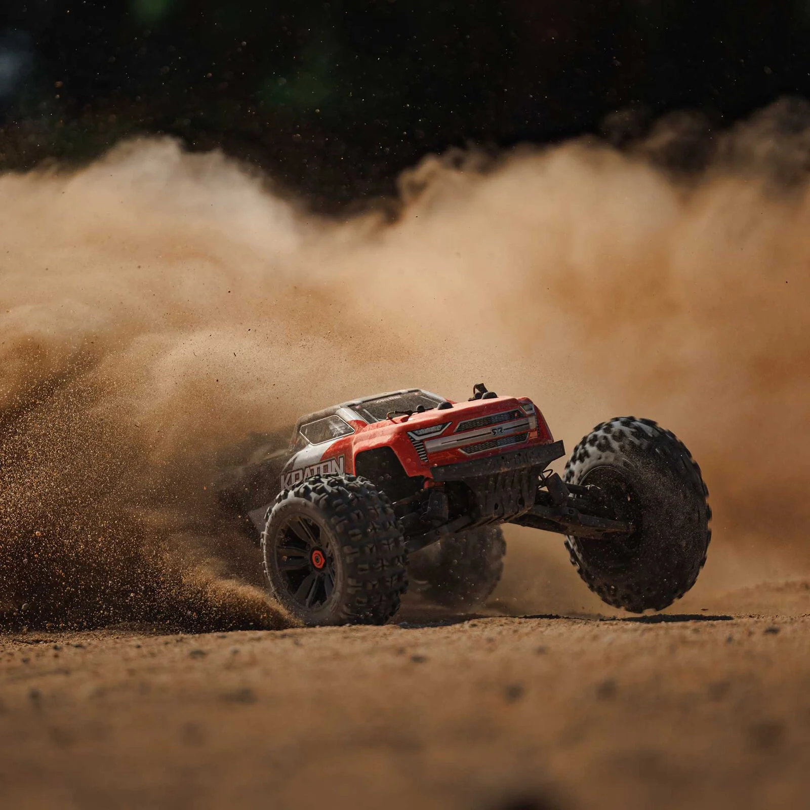 Arrma Truggy Kraton 4S V2 4x4 BLX RTR ARA4408V2 - Image 17