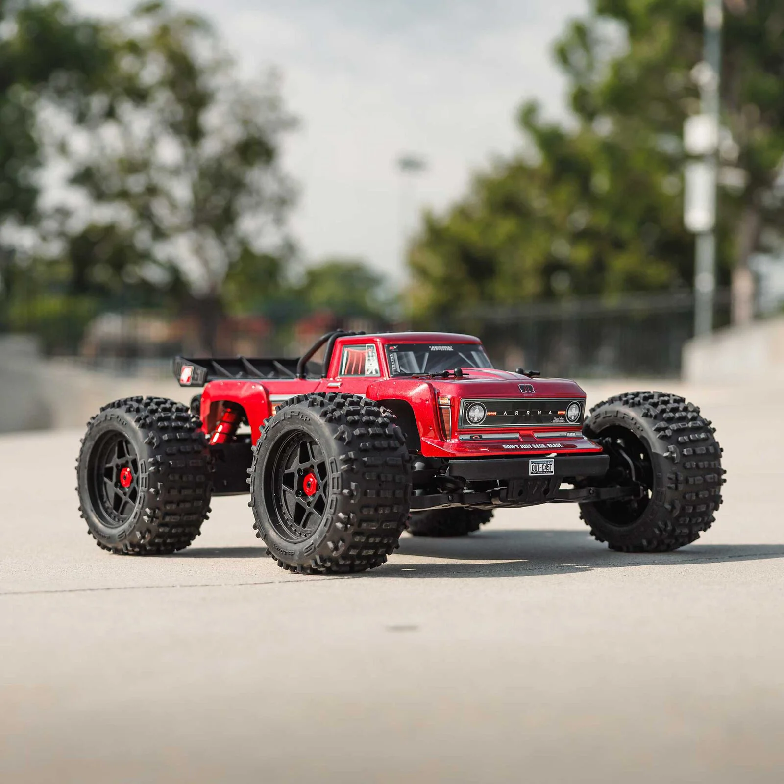Arrma Truggy Outcast 4S V2 4x4 BLX RTR ARA4410V2 - Image 16