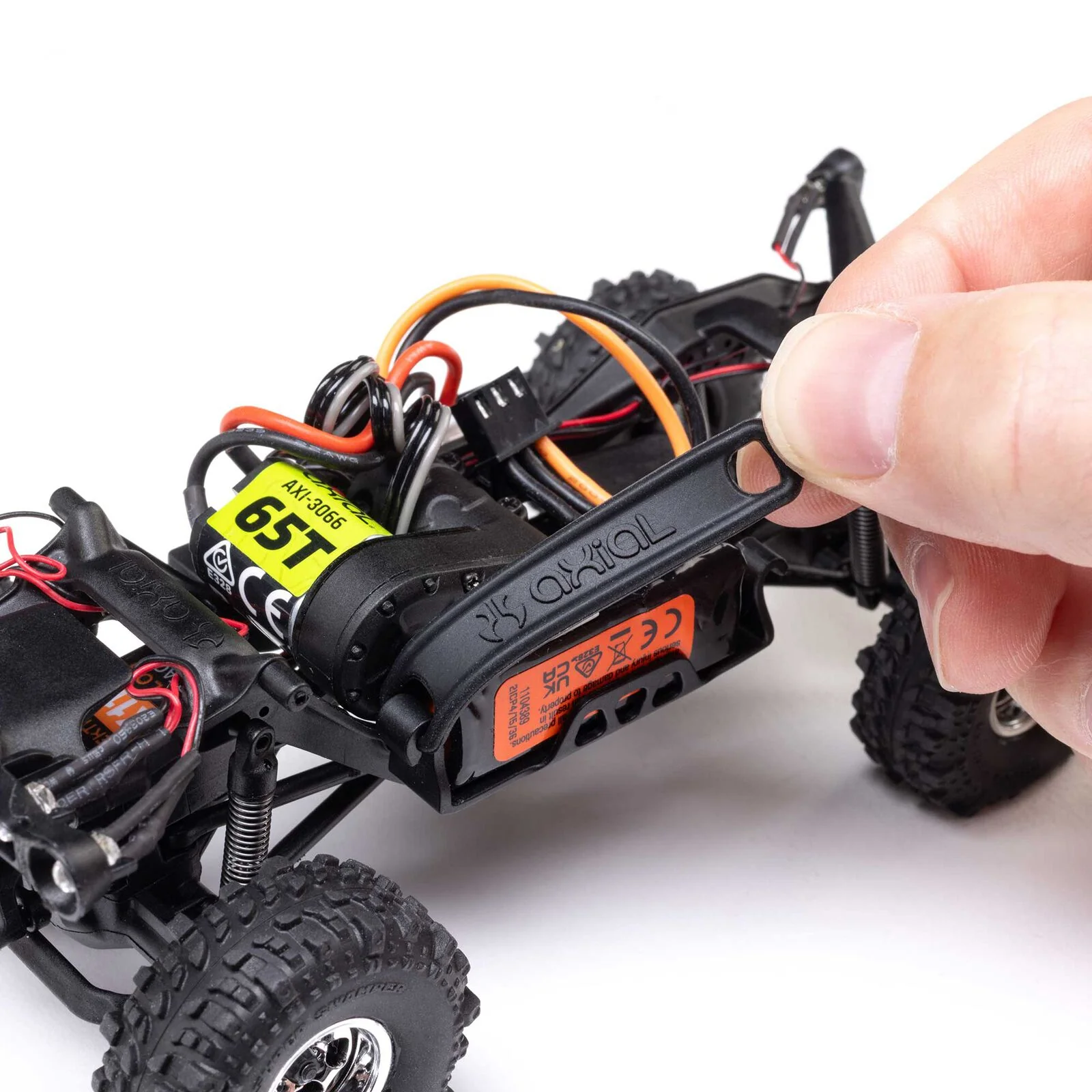 Axial Rock Crawler SCX30 Chevrolet K10 4WD RTR AXI-2260 - Image 18