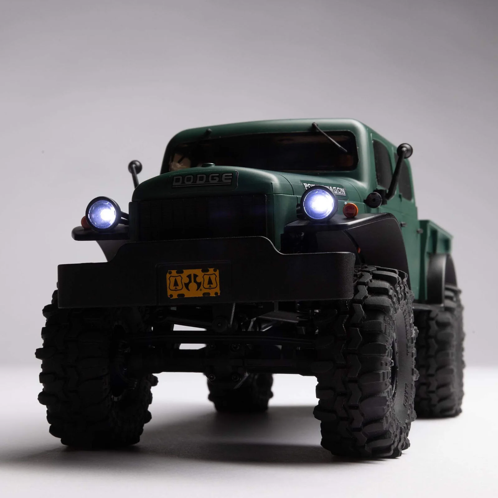 Axial SCX24 Dodge Power Wagon 4WD Rock Crawler RTR AXI00007 - Image 20