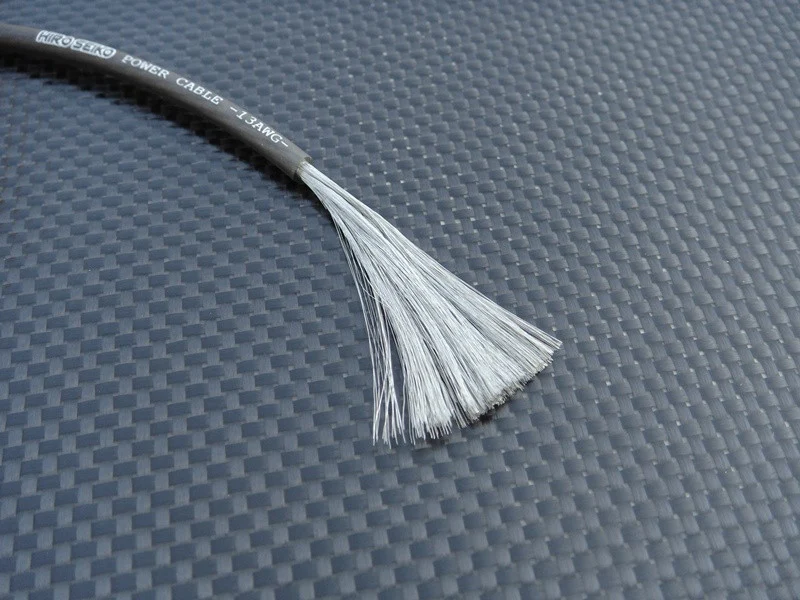 Hiro Seiko Câble d'alimentation Noir Translucide 2.5mm² 13AWG (60cm) 48081 - Image 4