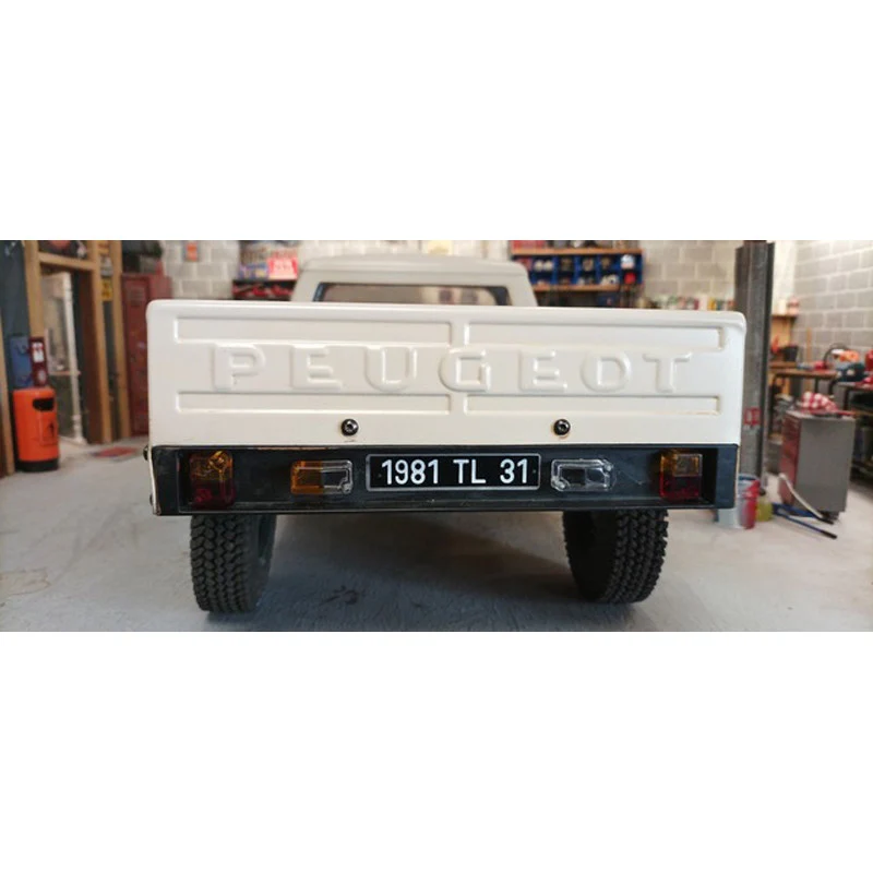Hobbytech Carrosserie Peugeot 504 Pick-up 313mm HT-SU1803021 - Image 4