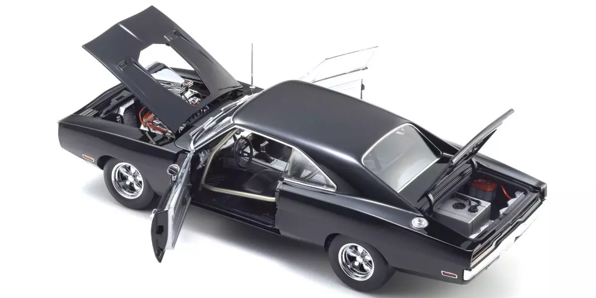 Kyosho Diecast Dodge Charger Fast & Furious 1/18 KS08974FF - Image 4