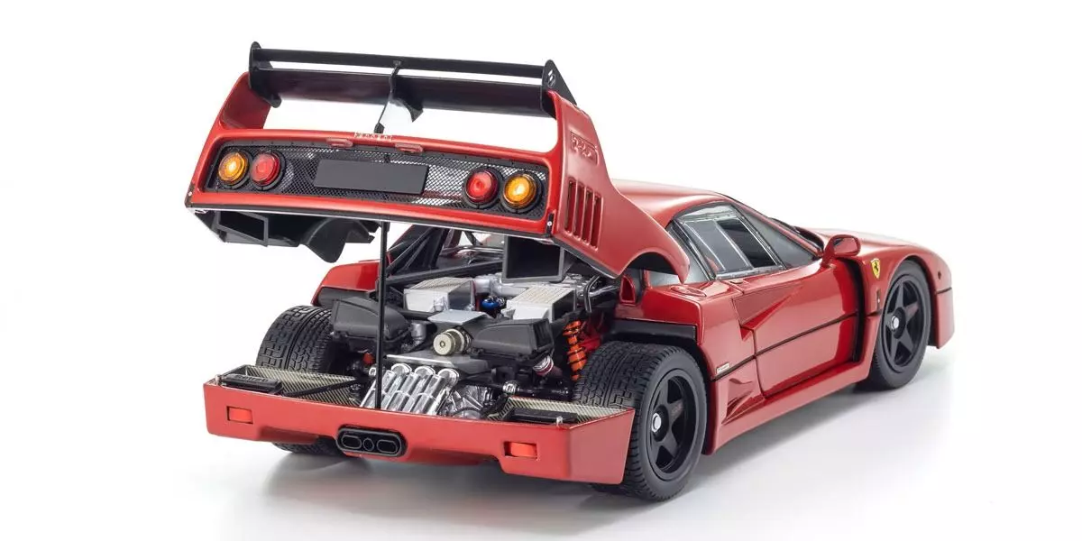 Kyosho Diecast Ferrari F40 Ultime 1/18 KS08416RLM - Image 5