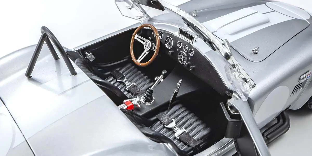 Kyosho Diecast Shelby Cobra 427 S/C Spider 1962 Argent 1/18 KS08047S - Image 8