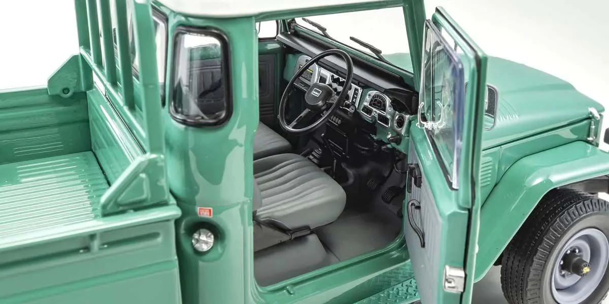 Kyosho Diecast Toyota Land Cruiser 40 Pick Up 1980 Fashion Green 1/18 KS08958FG - Image 7