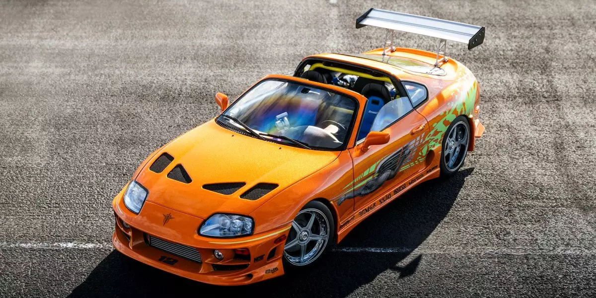 Kyosho Diecast Toyota Supra Fast & Furious 1/18 KS08975FF - Image 7
