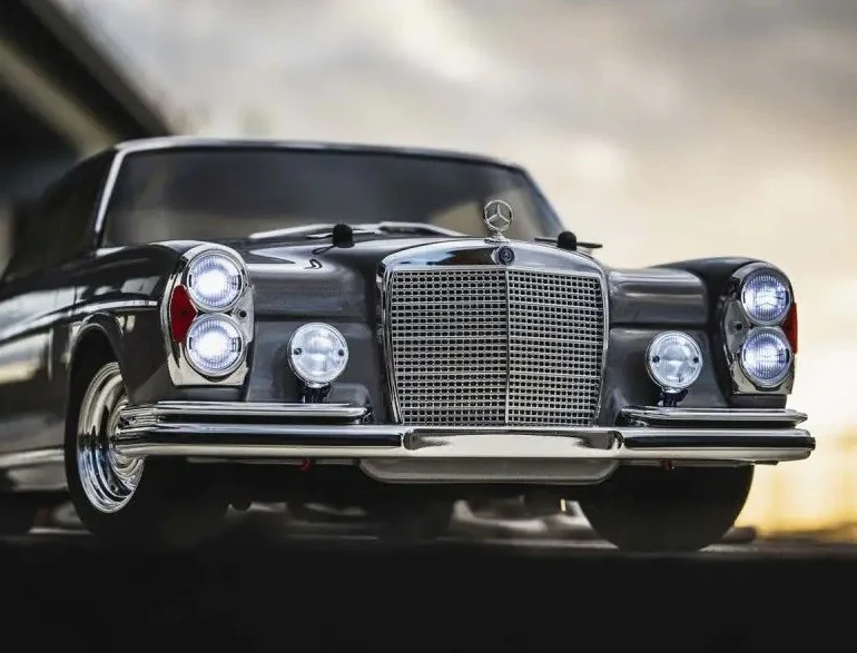 Kyosho Fazer MK2 Mercedes Benz 300 SEL 1971 Readyset 34436T1B - Image 6