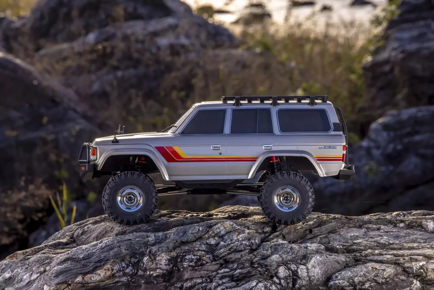 Kyosho KC10 Toyota Land Cruiser 60 Crawler 4WD 34801 - Image 10