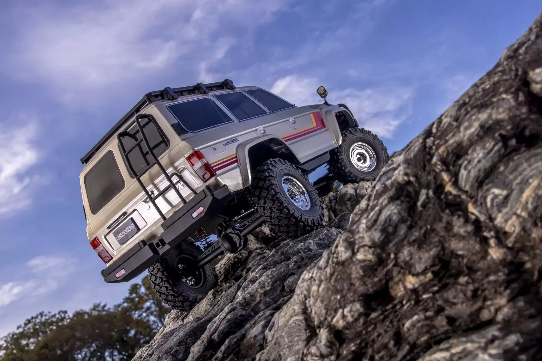 Kyosho KC10 Toyota Land Cruiser 60 Crawler 4WD 34801 - Image 12