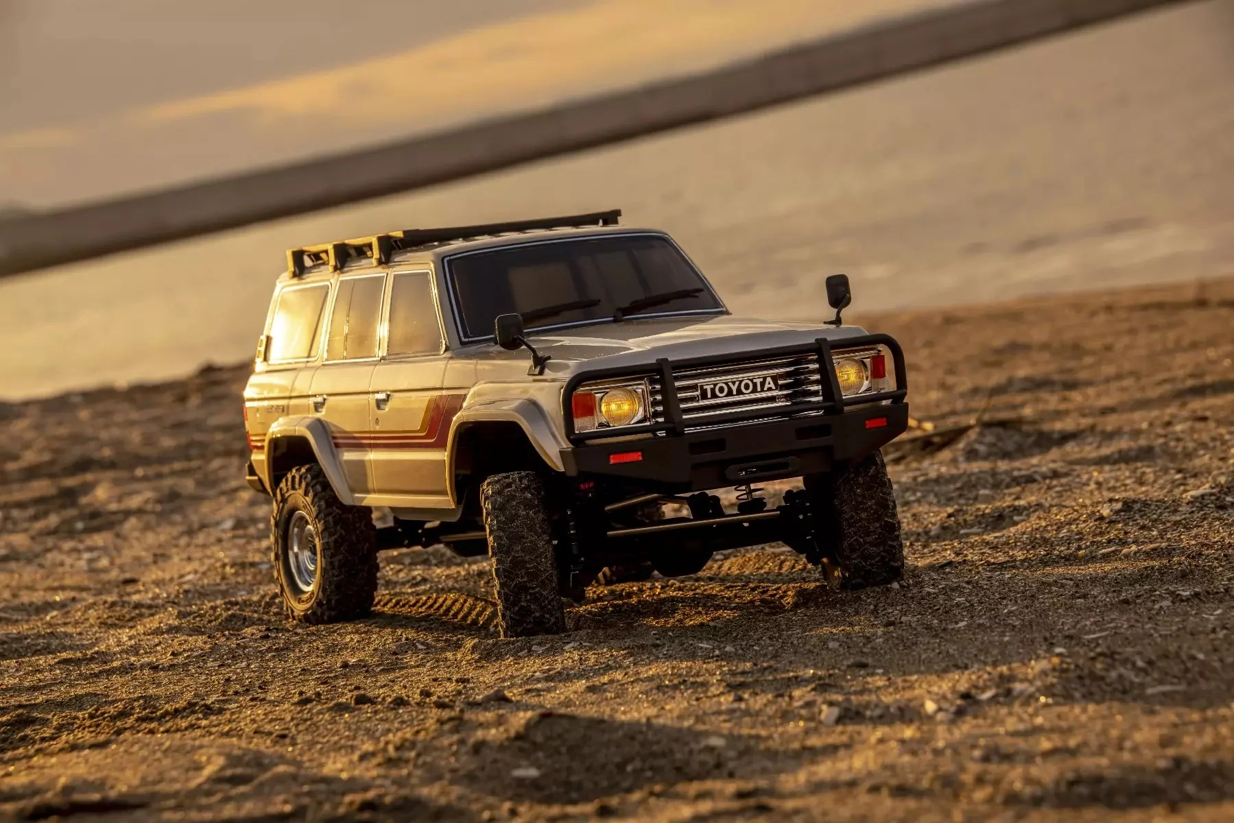 Kyosho KC10 Toyota Land Cruiser 60 Crawler 4WD 34801 - Image 15