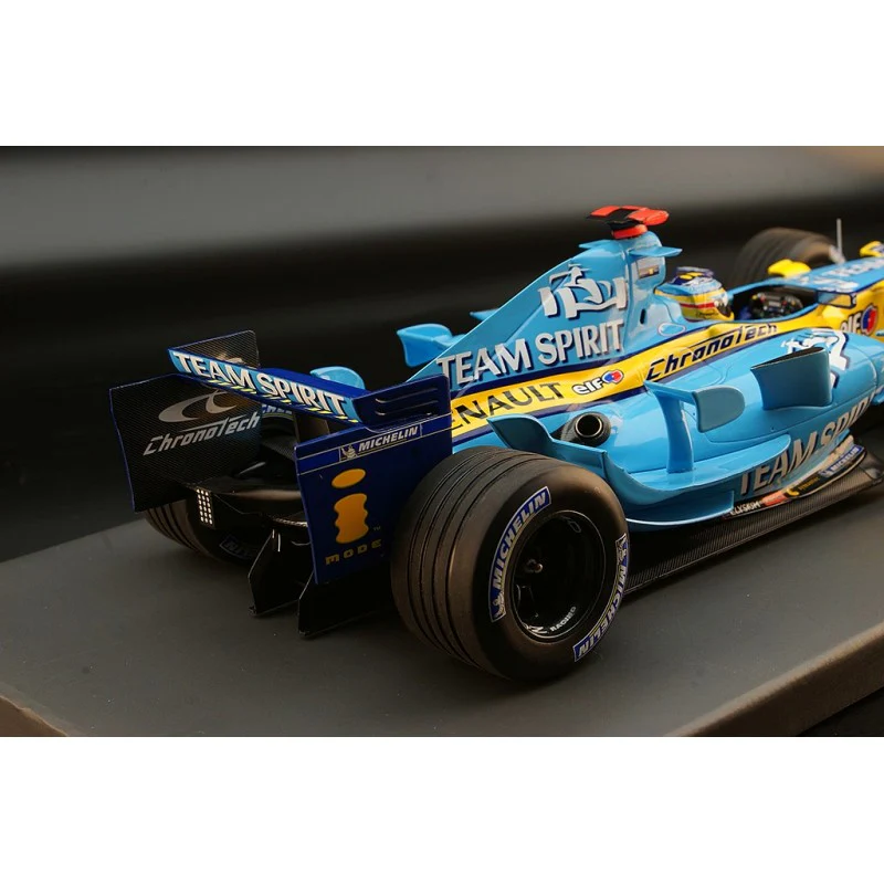 MiniChamps Renault R26 Fernando Alonso F1 Brésil 2006 117061801 - Image 4