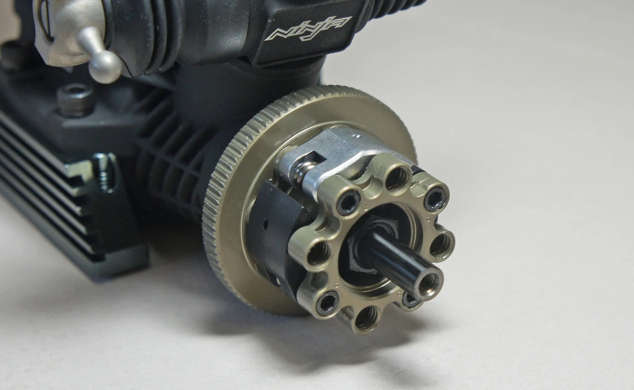 Mugen Truggy MBX-8TR Nitro Kit E2029 - Image 9
