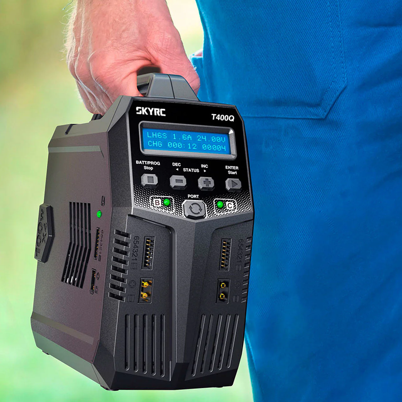 SkyRc Chargeur T400 Quattro 4x100W AC/DC SK100189-01 - Image 5