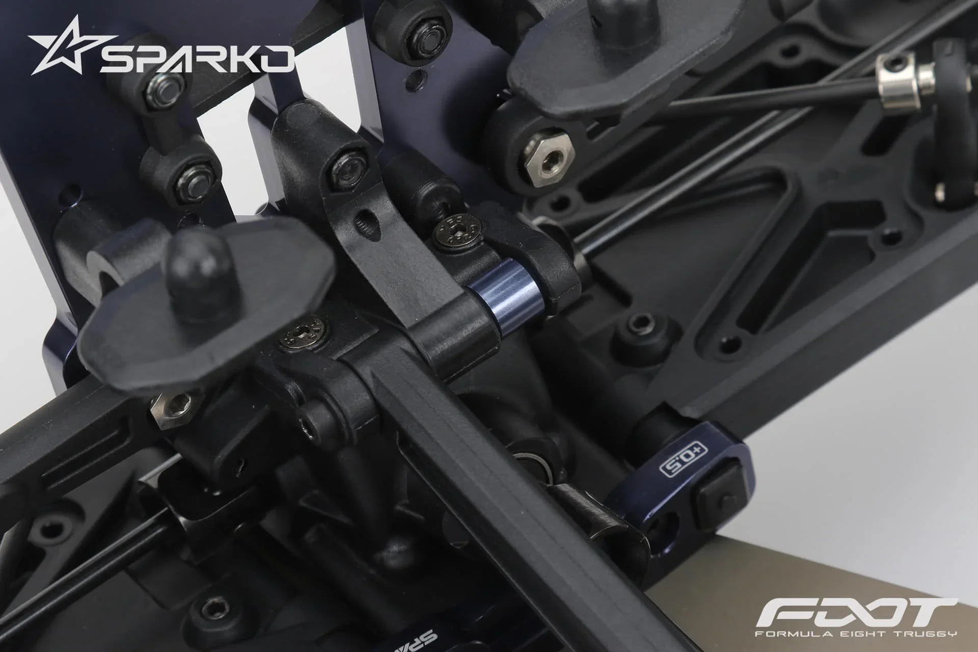 Sparko Truggy F8T Nitro KIT SPKF80001T - Image 11